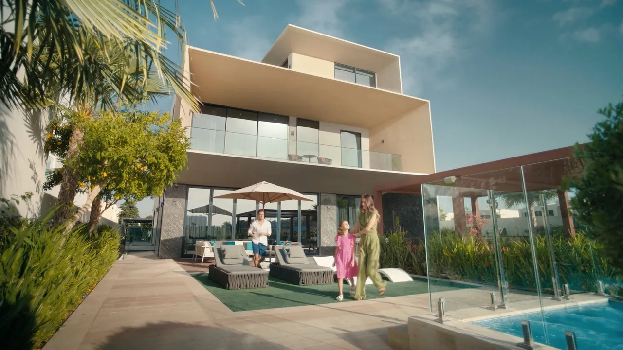 Damac Noisy Neighbour video preview