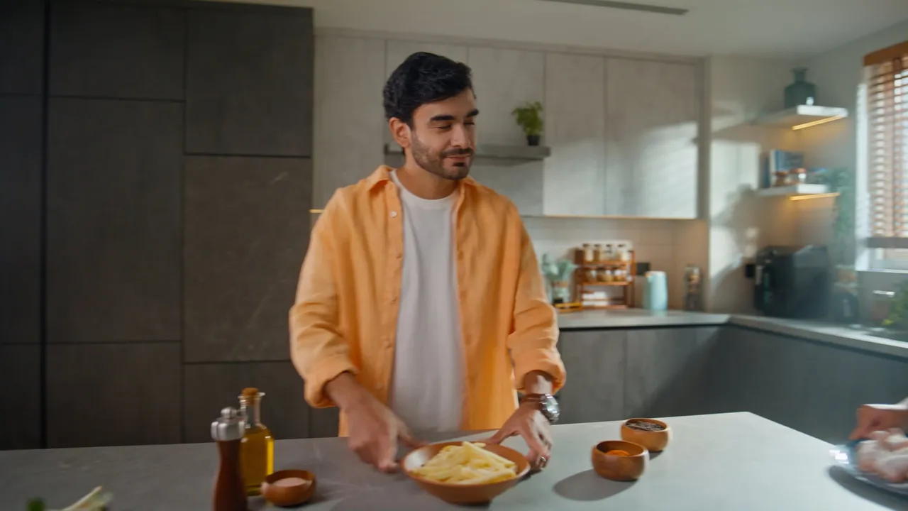 Midea | AirFryer | Online Edit video preview